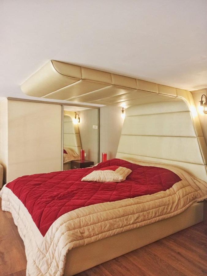Apartment двухуровневая дизайнерская в центре киева Kyiv