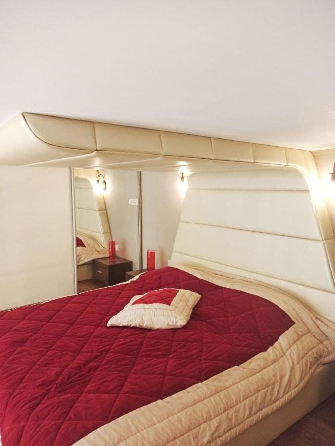 Apartment двухуровневая дизайнерская в центре киева Kyiv